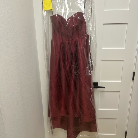 ALFRED SUNG BURGUNDY HIGH LOW COCKTAIL DRESS - WORN ONCE - Picture 6 of 6